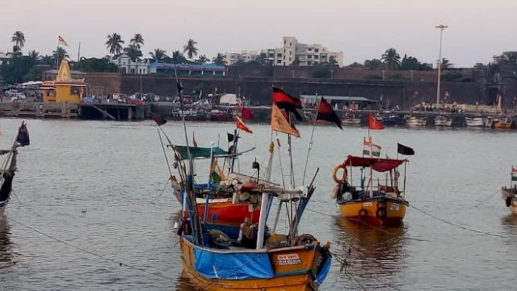 Boating at Daman Ganga Tourist Complex-3